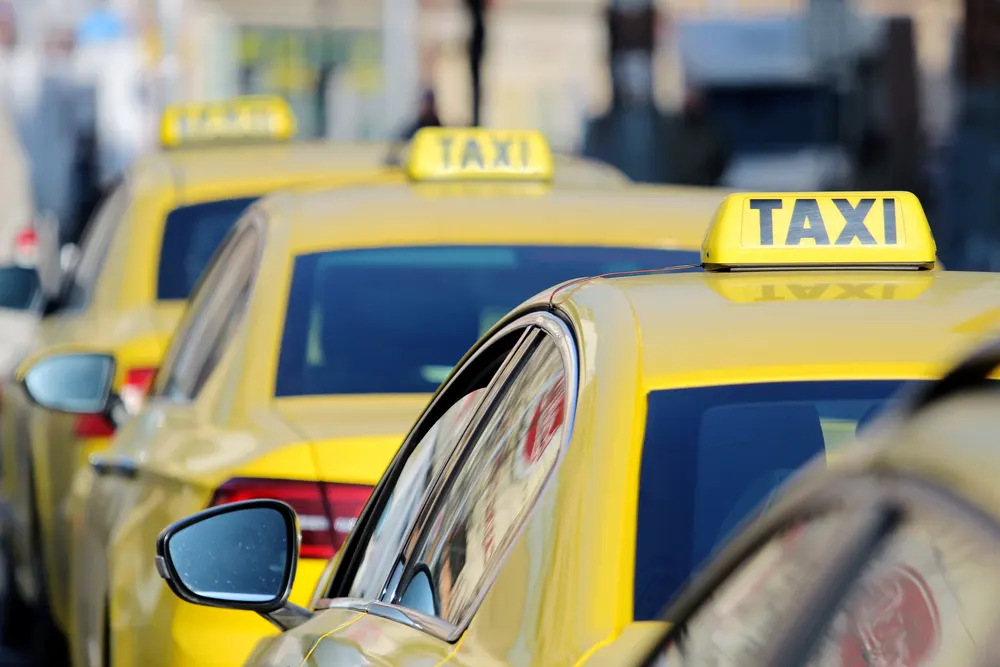 Gelber Taxiwagen